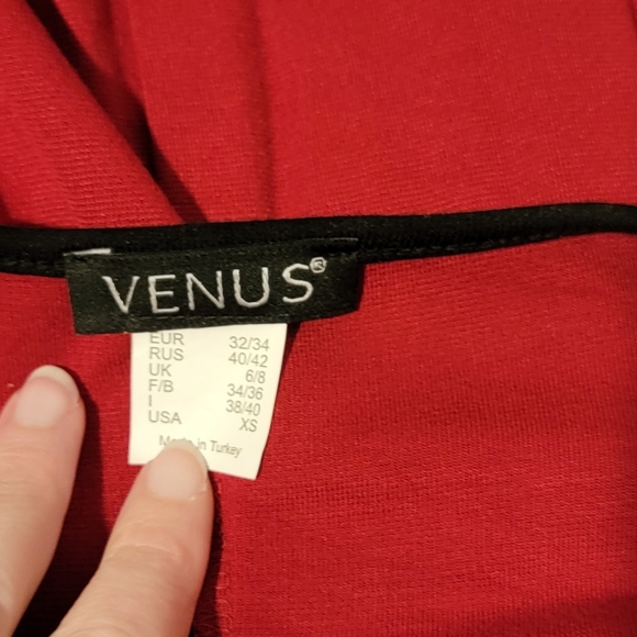 Venus red dress w/ black trim - Picture 5 of 5